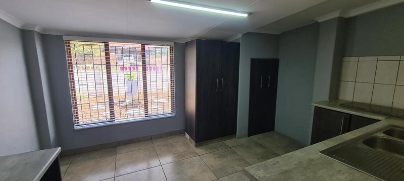 4 Bedroom Property for Sale in Fraaiuitsig Western Cape